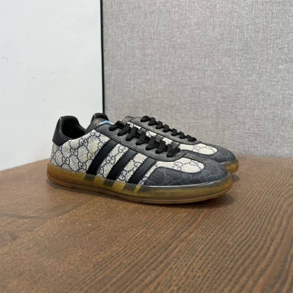 GUCCI X ADIDAS MEN'S GAZELLE SNEAKER - GCC066 - Image 4
