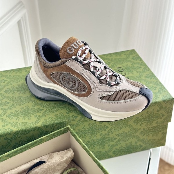 GUCCI RUN SNEAKER LIGHT GREY SUEDE - GCC115 - Image 3