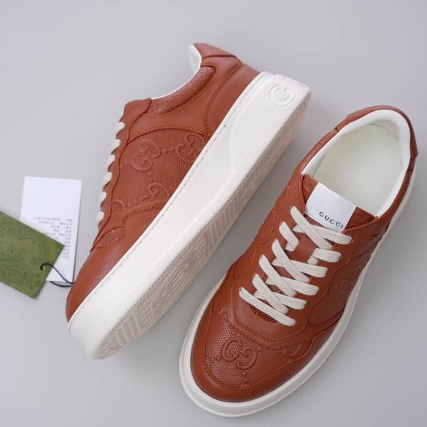 Gucci Brown Jumbo GG Embossed Sneakers - GCC210 - Image 4