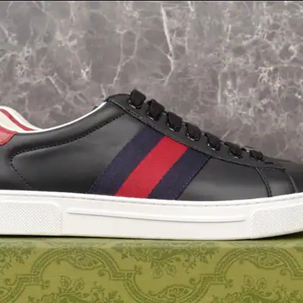 MEN'S GUCCI ACE SNEAKER WITH WEB - GCC286