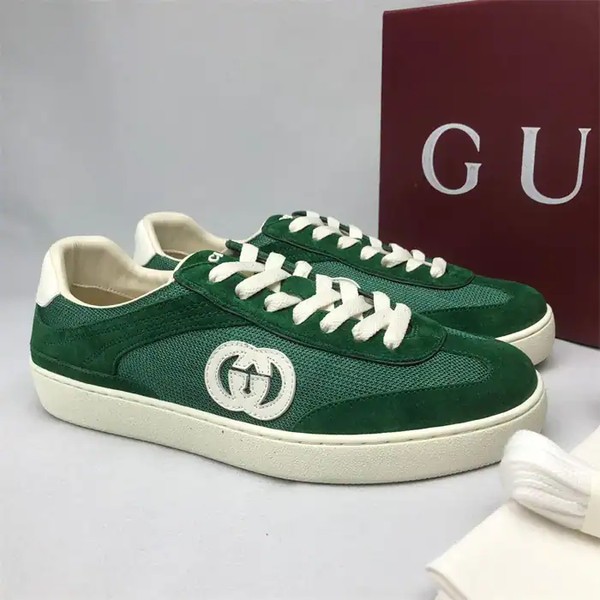 GUCCI INTERLOCKING G SNEAKERS - GCC302