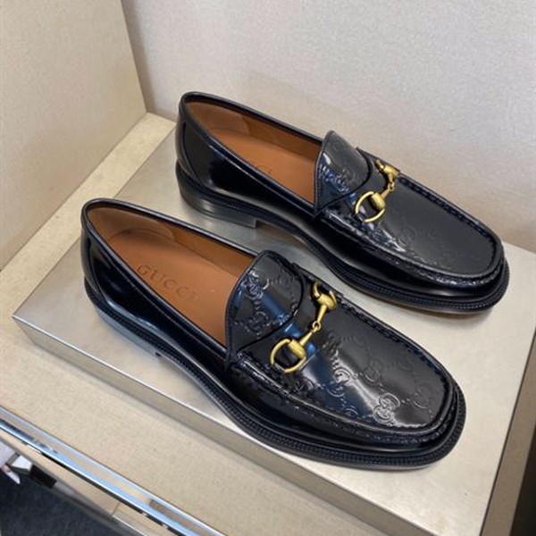 GUCCI HORSEBIT LEATHER LOAFER - GL043