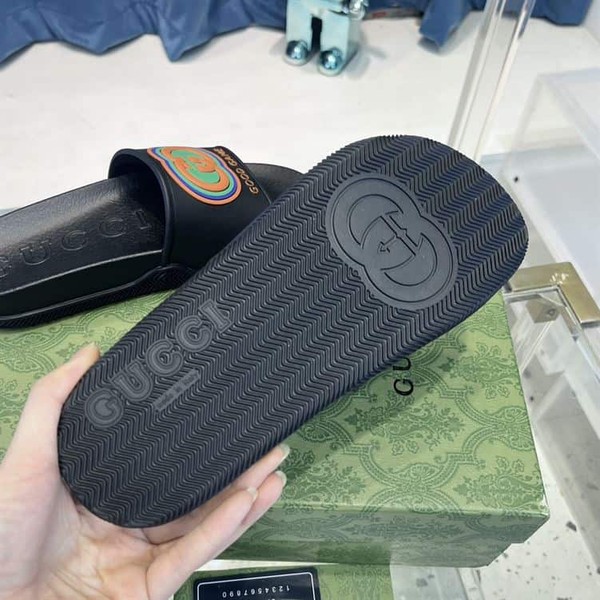 GUCCI SLIDE INTERLOCKING G LEATHER BLACK FOR MEN - GSL008 - Image 6