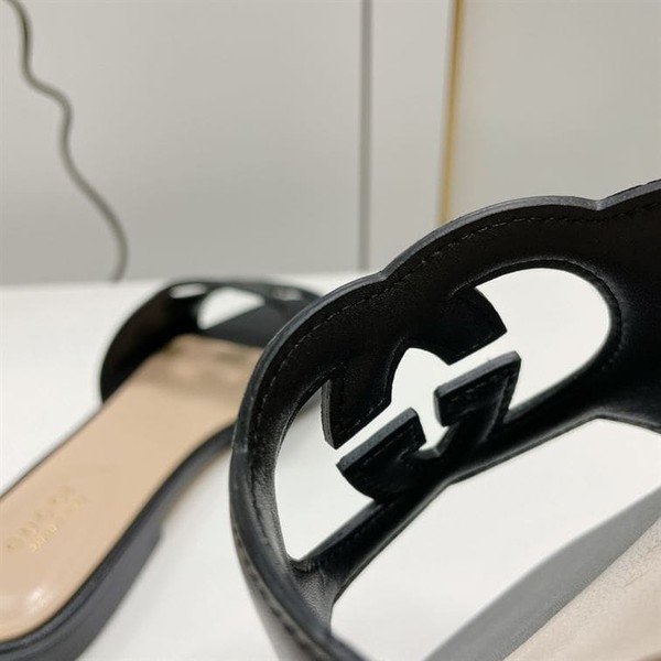 GUCCI WOMEN'S INTERLOCKING G CUT-OUT SLIDE SANDAL - GSL012 - Image 7