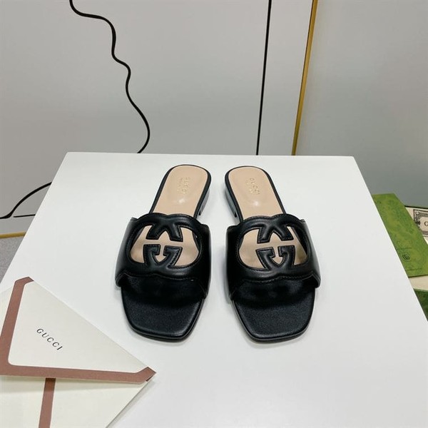 GUCCI WOMEN'S INTERLOCKING G CUT-OUT SLIDE SANDAL - GSL012
