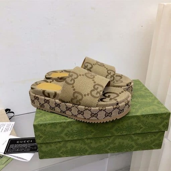 GUCCI ANGELINA LOGO-JACQUARD COATED-CANVAS PLATFORM SLIDES - GSL023 - Image 9