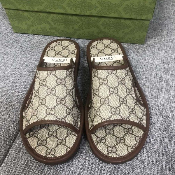 GUCCI MEN'S GG SUPREME SLIDE SANDAL - GSL033 - Image 2