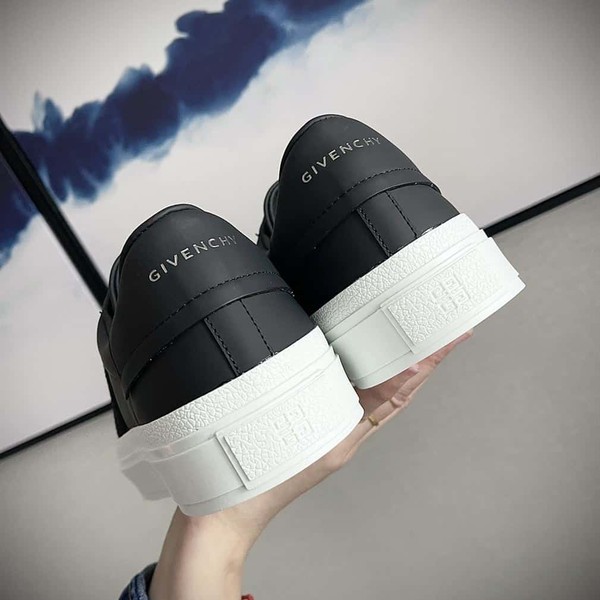 GIVENCHY SNEAKERS WITH ELASTIC BAND - GVC002 - Image 9