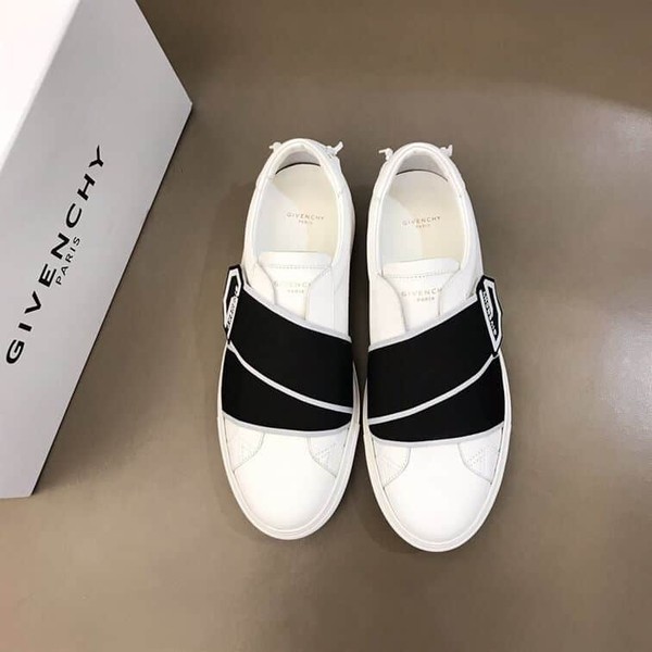 GIVENCHY ELASTICATED LOGO STRAP SNEAKERS - GVC004 - Image 3