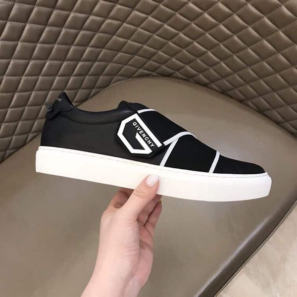 GIVENCHY ELASTICATED LOGO STRAP SNEAKERS - GVC005 - Image 5
