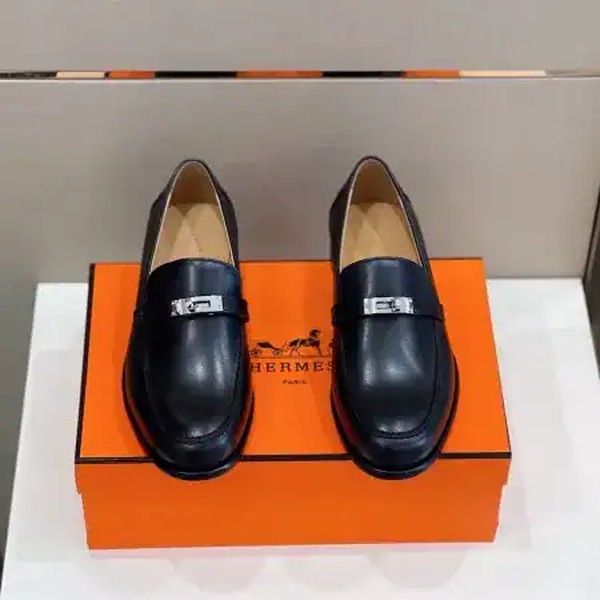 Hermes Men's Destin Loafers In Noir Calfskin - HM048 - Image 5