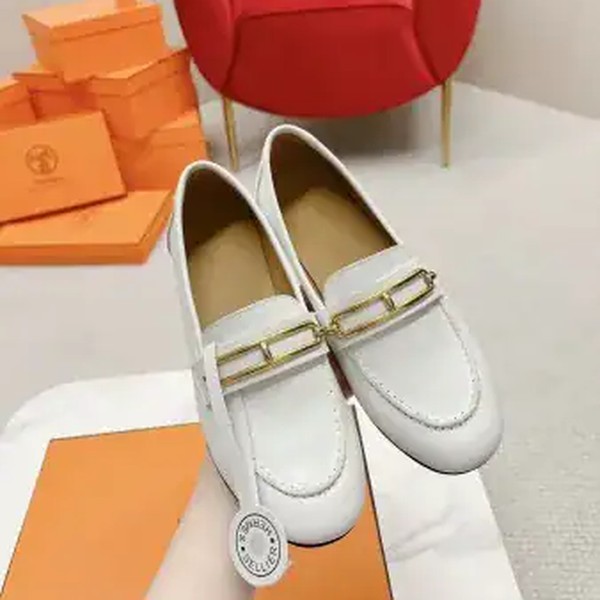 Hermes Women's Colette Loafers in White Leather - HM068 - Image 6
