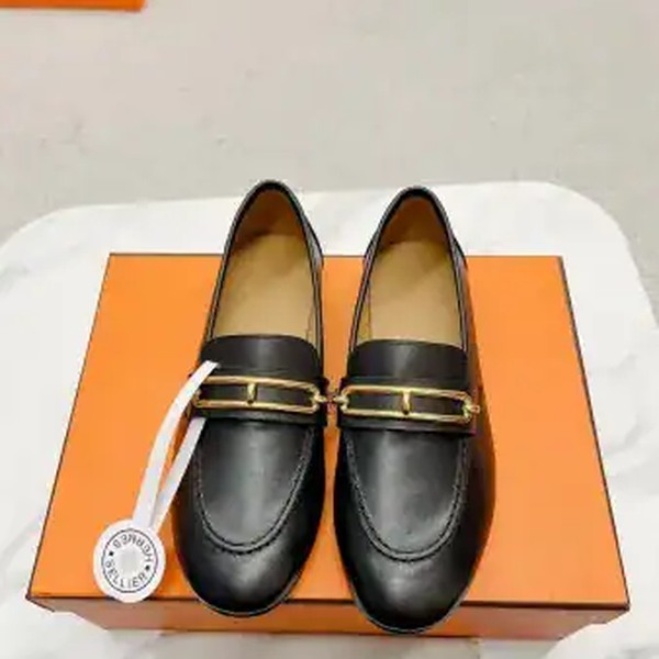 Hermes Women's Colette Loafers in Black Leather - HM069 - Image 2