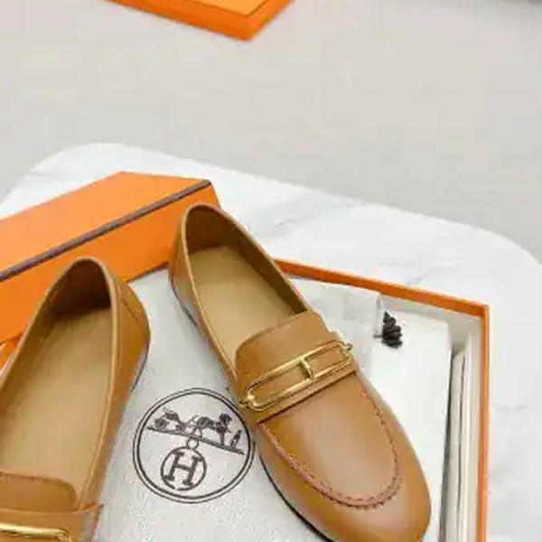 Hermes Women's Colette Loafers in Brown Leather - HM070 - Image 5