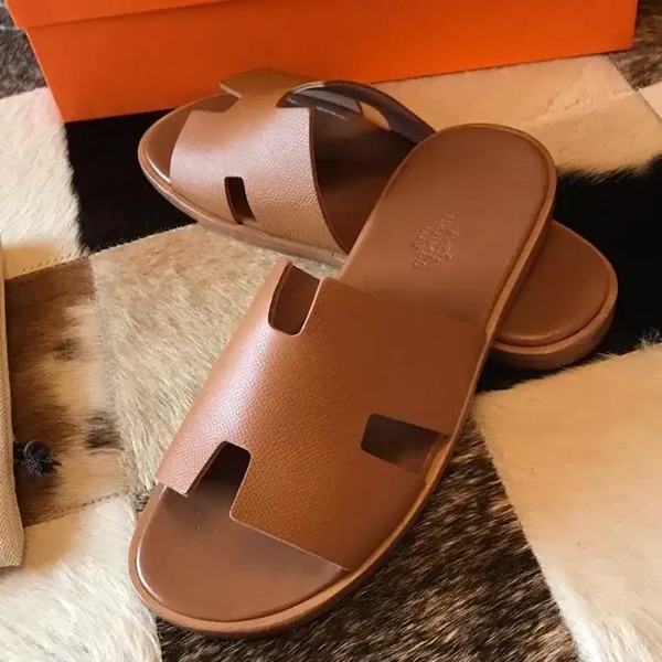 HERMES MEN'S IZMIR SANDALS IN GOLD EPSOM CALFSKIN - HMSD026