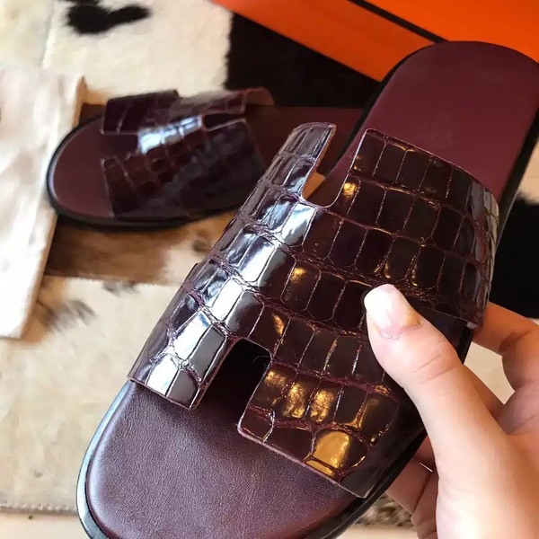 HERMES MEN'S IZMIR SANDALS IN BORDEAUX SHINY NILOTICUS CROCODILE LEATHER - HMSD033 - Image 6