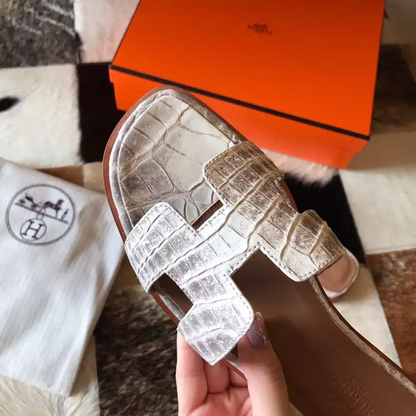 HERMES ORAN SLIDE SANDALS IN HIMALAYA NILOTICUS CROCODILE SKIN - HMSD059 - Image 3