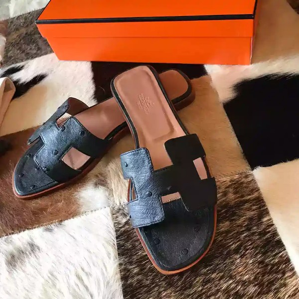 HERMES ORAN SLIDE SANDALS IN BLACK OSTRICH LEATHER - HMSD078
