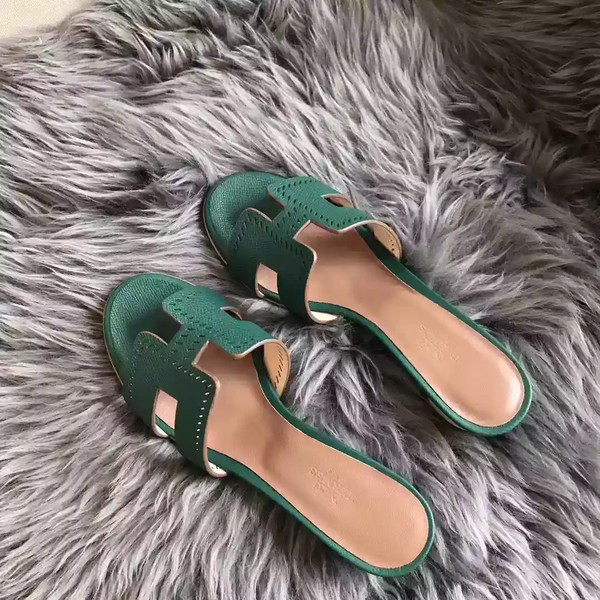 HERMES ORAN SLIDE SANDALS IN MALACHITE EPSOM PERFORATED CALFSKIN - HMSD097 - Image 2