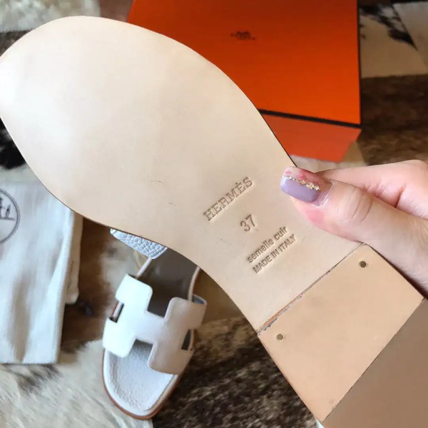 HERMES ORAN SLIDE SANDALS IN WHITE CLEMENCE LEATHER - HMSD108 - Image 4