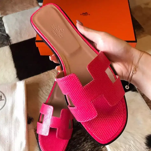HERMES ORAN SLIDE SANDALS IN RED LIZARD LEATHER - HMSD121