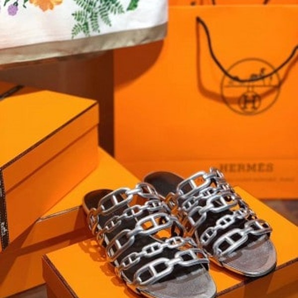HERMES THALASSA SLIDE SANDALS IN SILVER LAMBSKIN - HMSD137 - Image 4