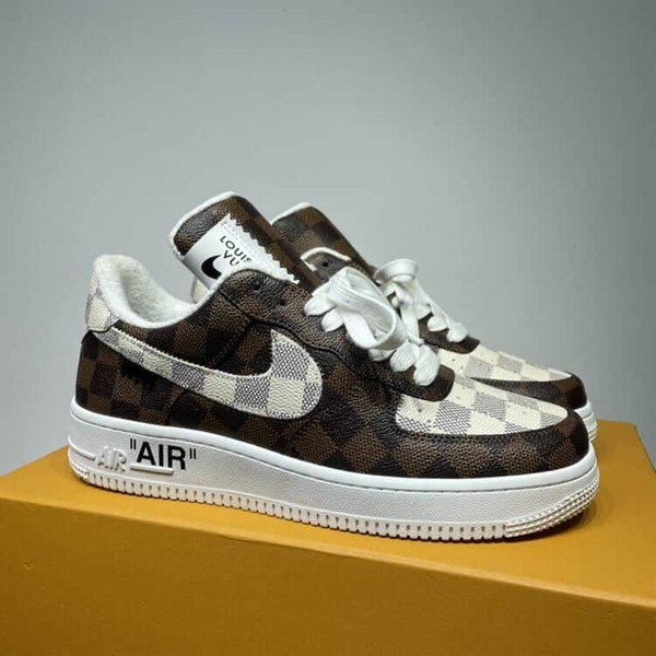 LOUIS VUITTON X NIKE AIR FORCE 1 LOW-TOP SNEAKERS - LVS132 - Image 2