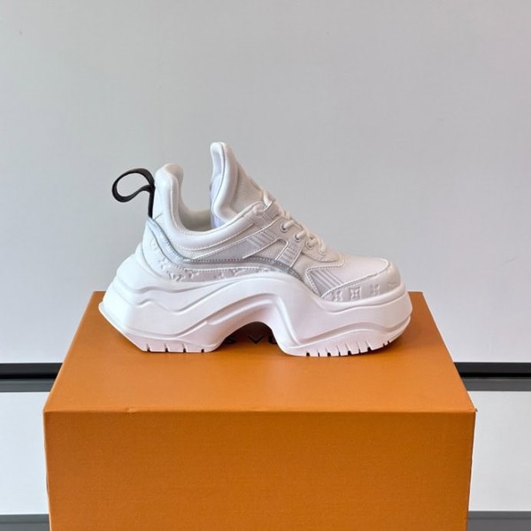 Louis Vuitton Archlight Sneaker - LVS218