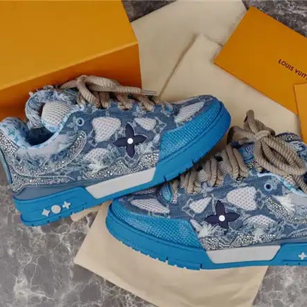 SKATE SNEAKERS IN BLUE - LVS235 - Image 3