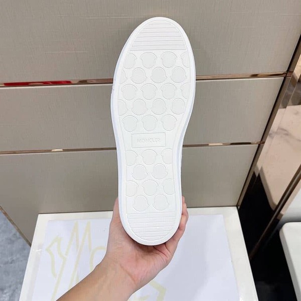 MONCLER LOW-TOP SNEAKERS - MCS002 - Image 8