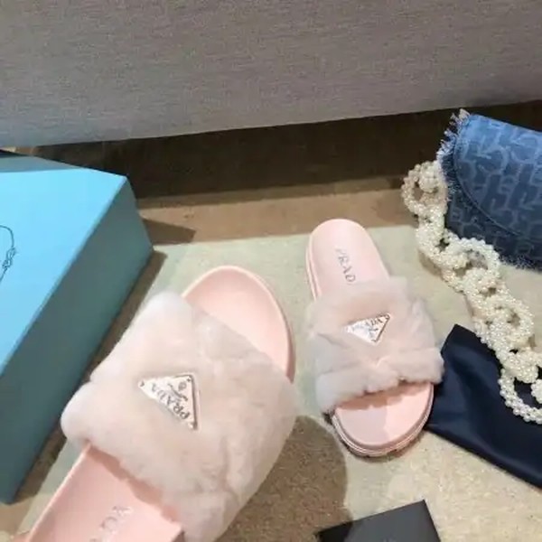 PRADA WOMEN'S SLIDES IN PINK SHEARLING - PSD086 - Image 3